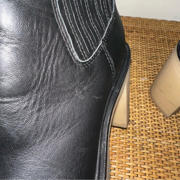 Dolce Vita Caster H2O Women’s 8 Booties Black 3.5 Chunky Heel Goth Grunge Y2K - Picture 11 of 12